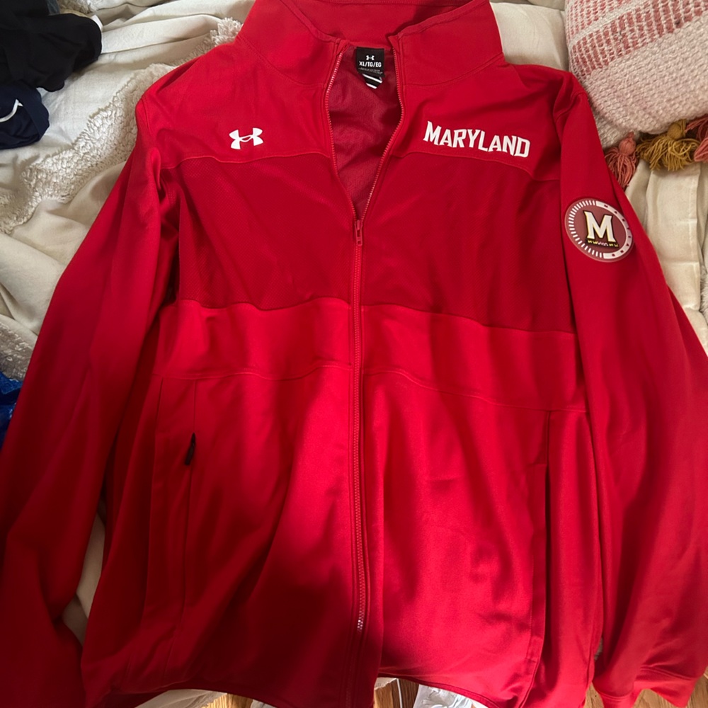 UMD *athlete exclusive* under armor athletic zip-up
